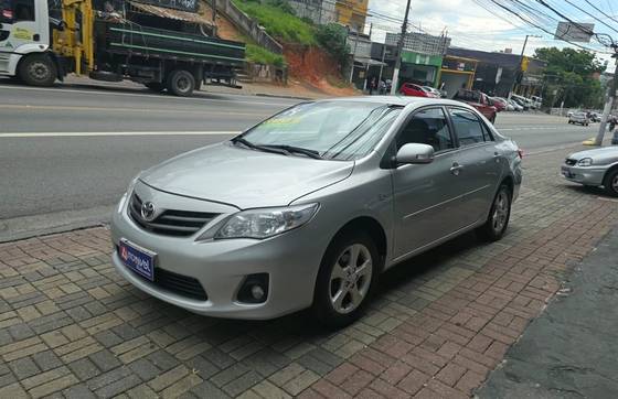 TOYOTA COROLLA 2.0 XEI 16V FLEX 4P AUTOMÁTICO